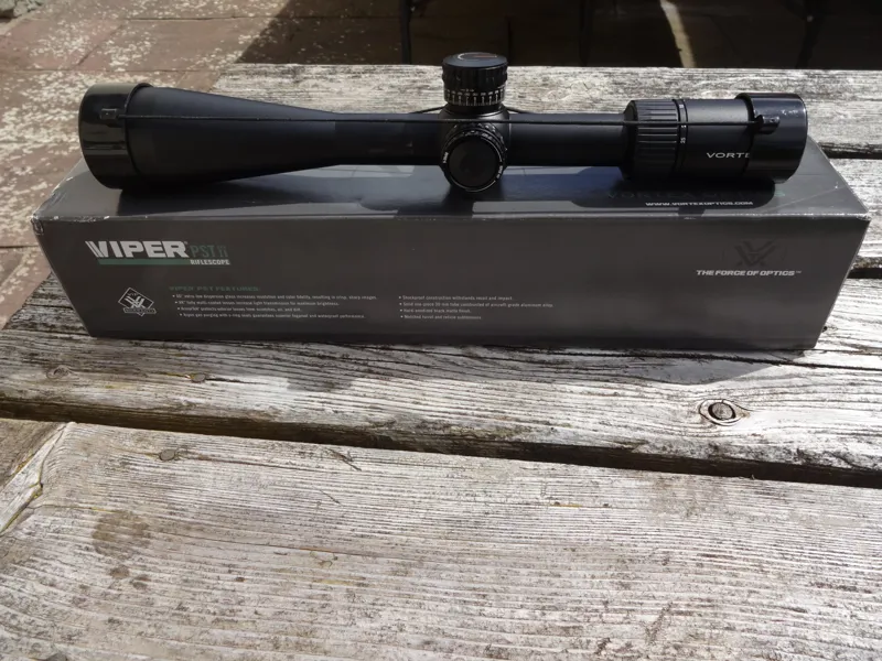 SECONDHAND/USED     Vortex Viper PST GEN II 5-25X50 Illuminated Reticle EBR-7C MOA FFP PST-5256. Sold as used but mint condition-2